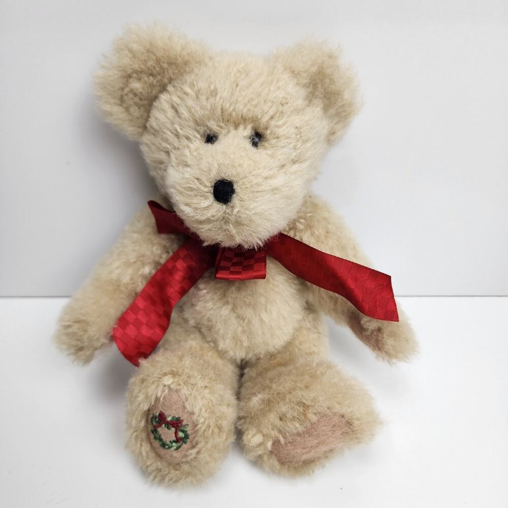 2002 Boyd's Bear Collection Plush Christmas Bear Embroidered Wreath on Foot